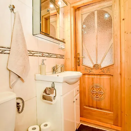 U Horarow シャレー