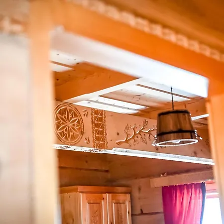 U Horarow シャレー *